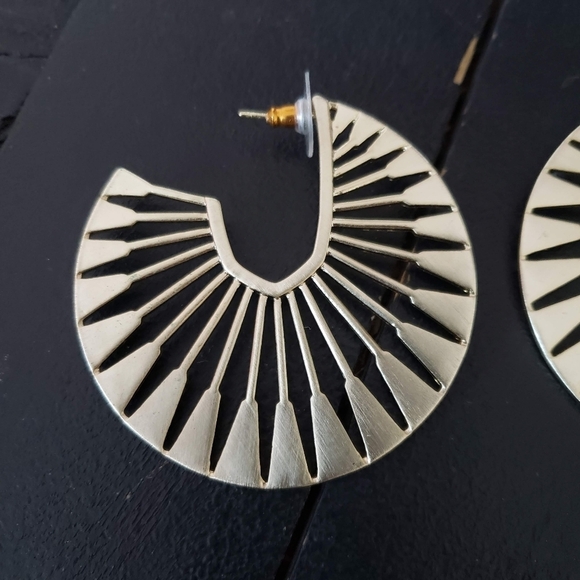 Light Gold Statement Earrings Boho Bohemian Circle Women's Jewelry - Picture 2 of 2